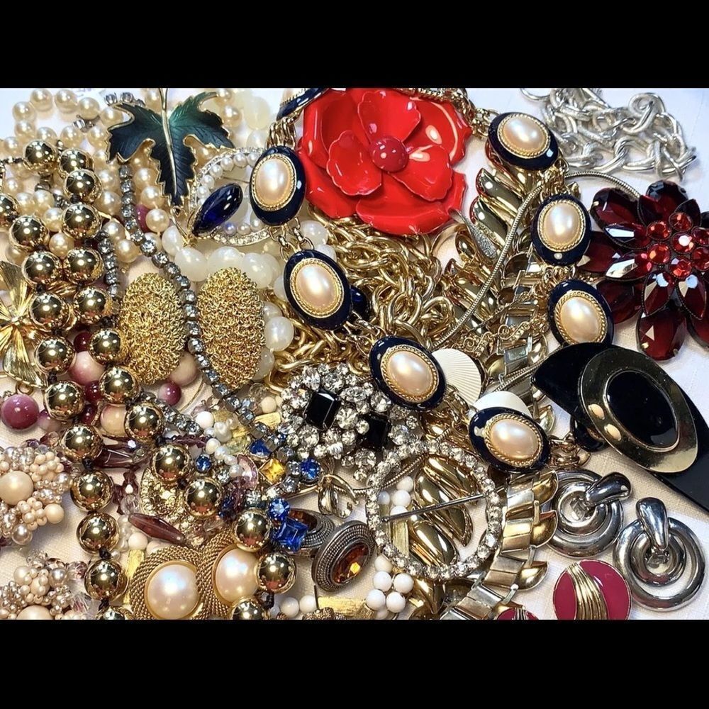 10 Piece GOLD & SILVER Designer, signed & unsigned pieces~Vtg Modern Jewelry Lot
